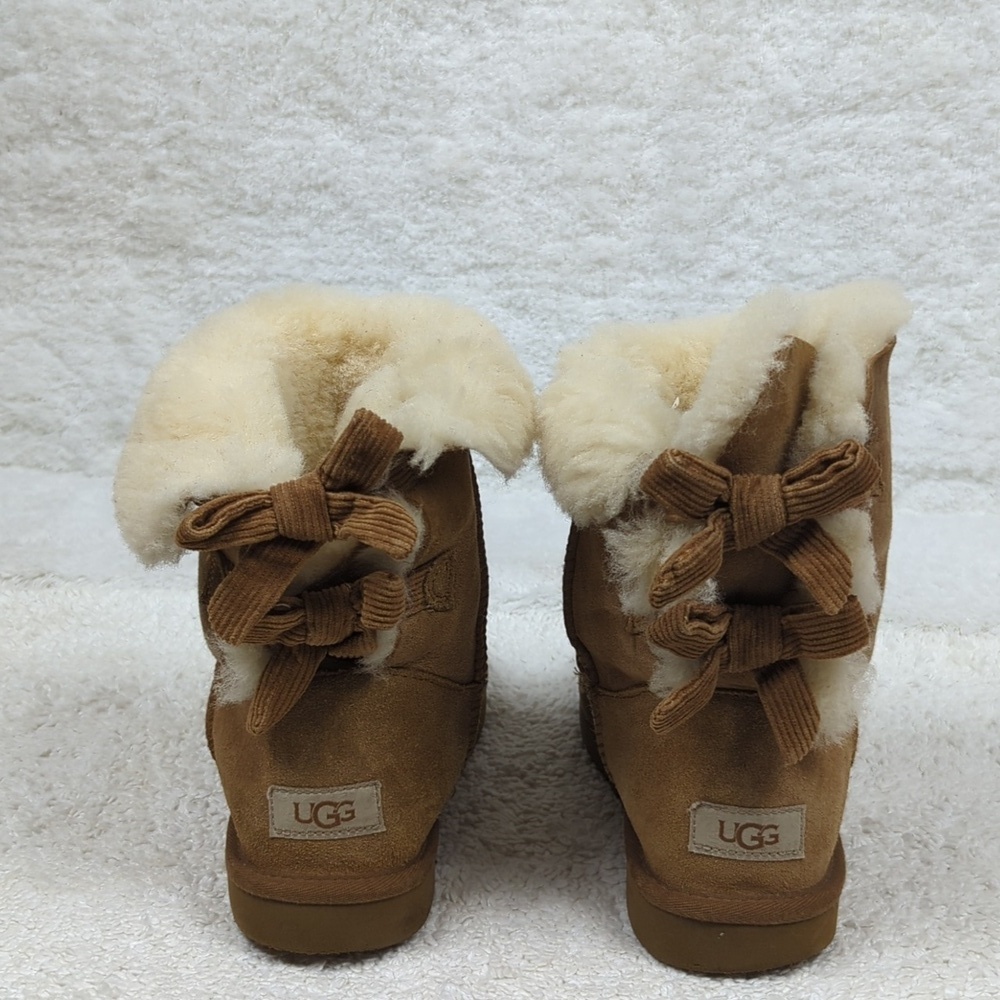UGG Shearling Ankle Boots Womens 8 Tan Suede Flats Shoes - Picture 4 of 12